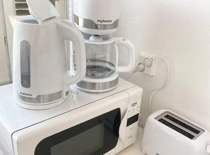 Kallio-1 - Back In Time With A Comfy - 2-room-apt *